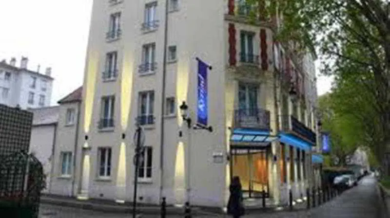 Hotell Kyriad 18 - Porte De Clignancourt - Montmartre 3*